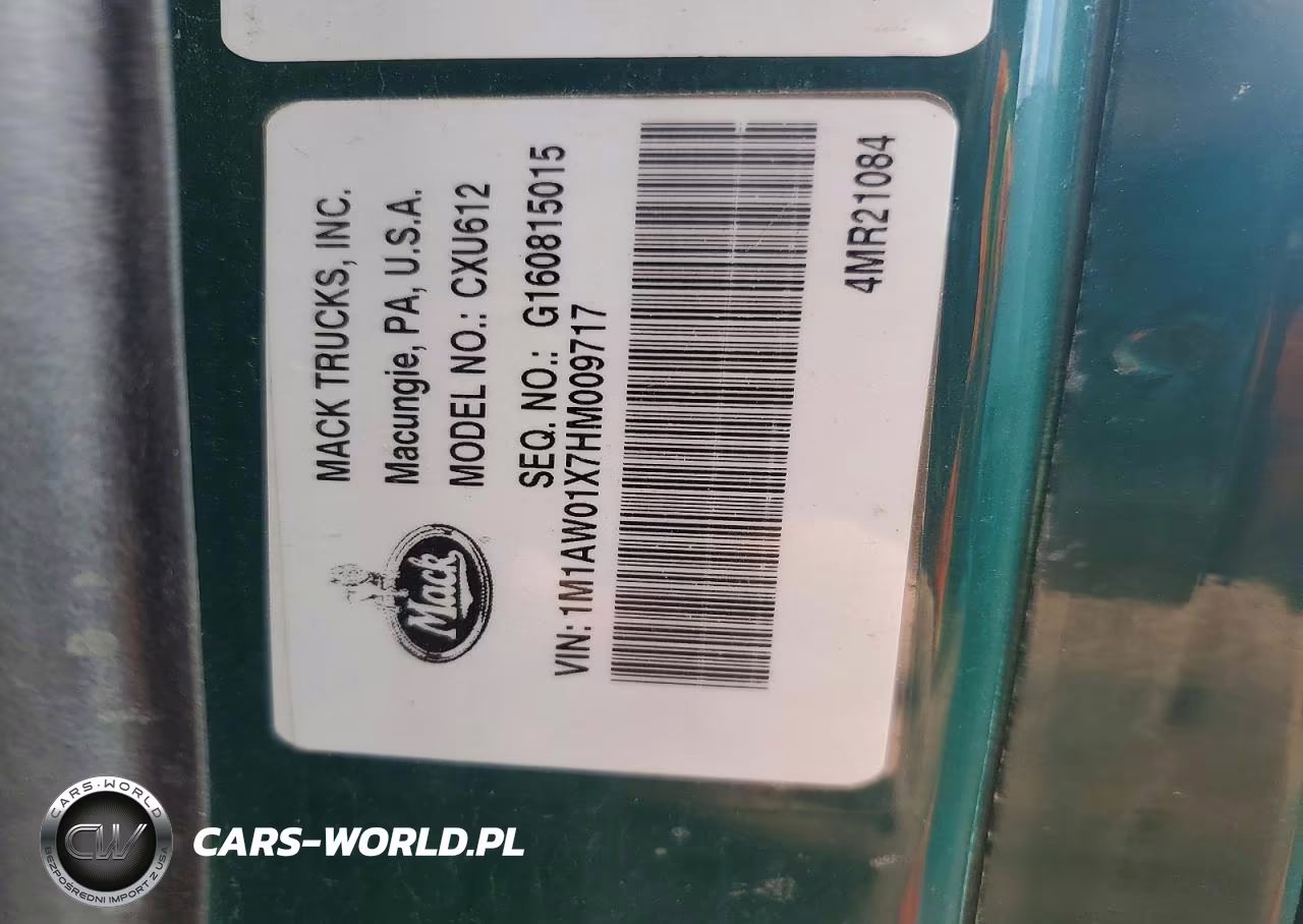 2017 Mack Cxu612 Semi Truck VIN:1M1AW01X7HM009717 - 11