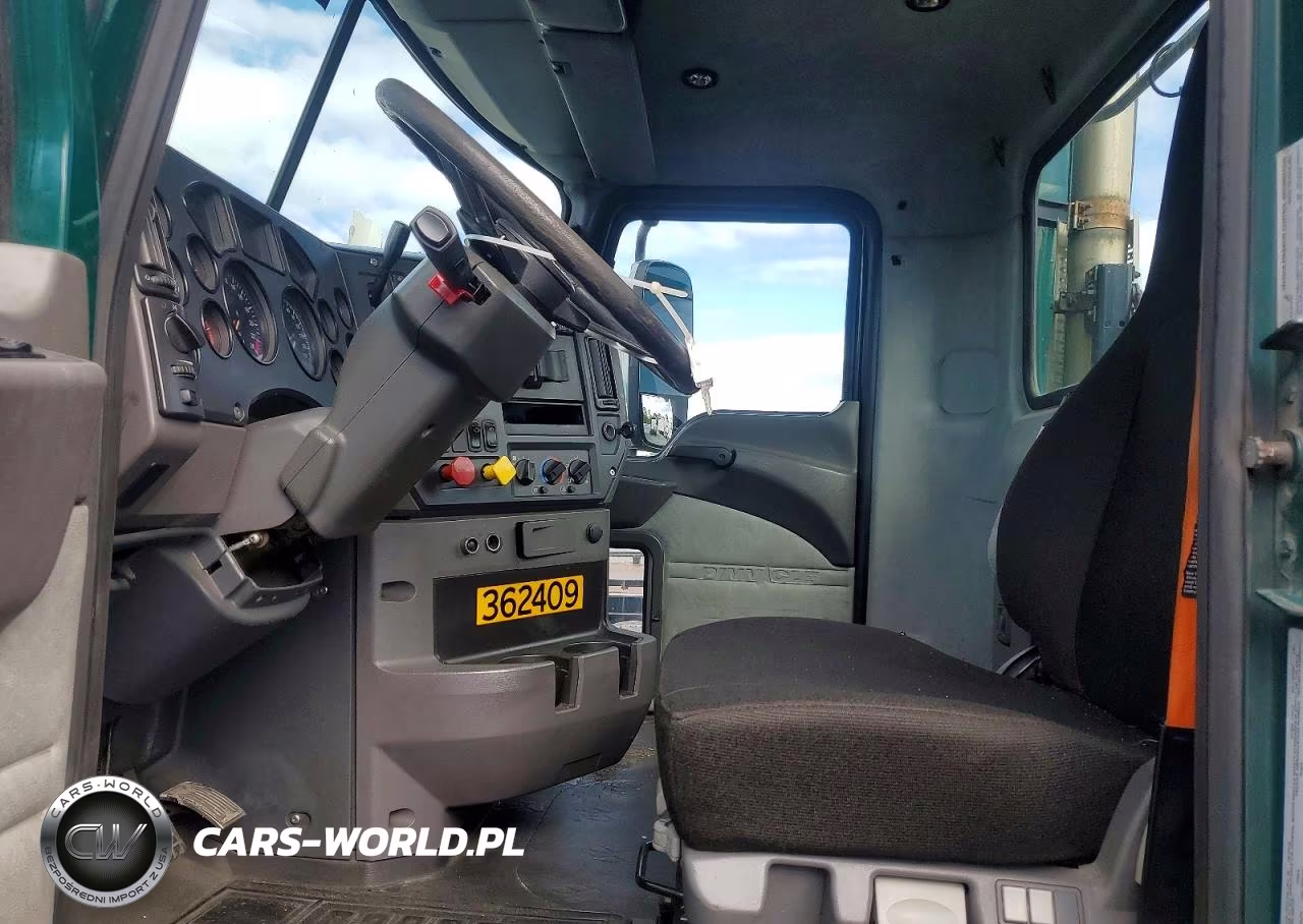 2017 Mack Cxu612 Semi Truck VIN:1M1AW01X7HM009717 - 7