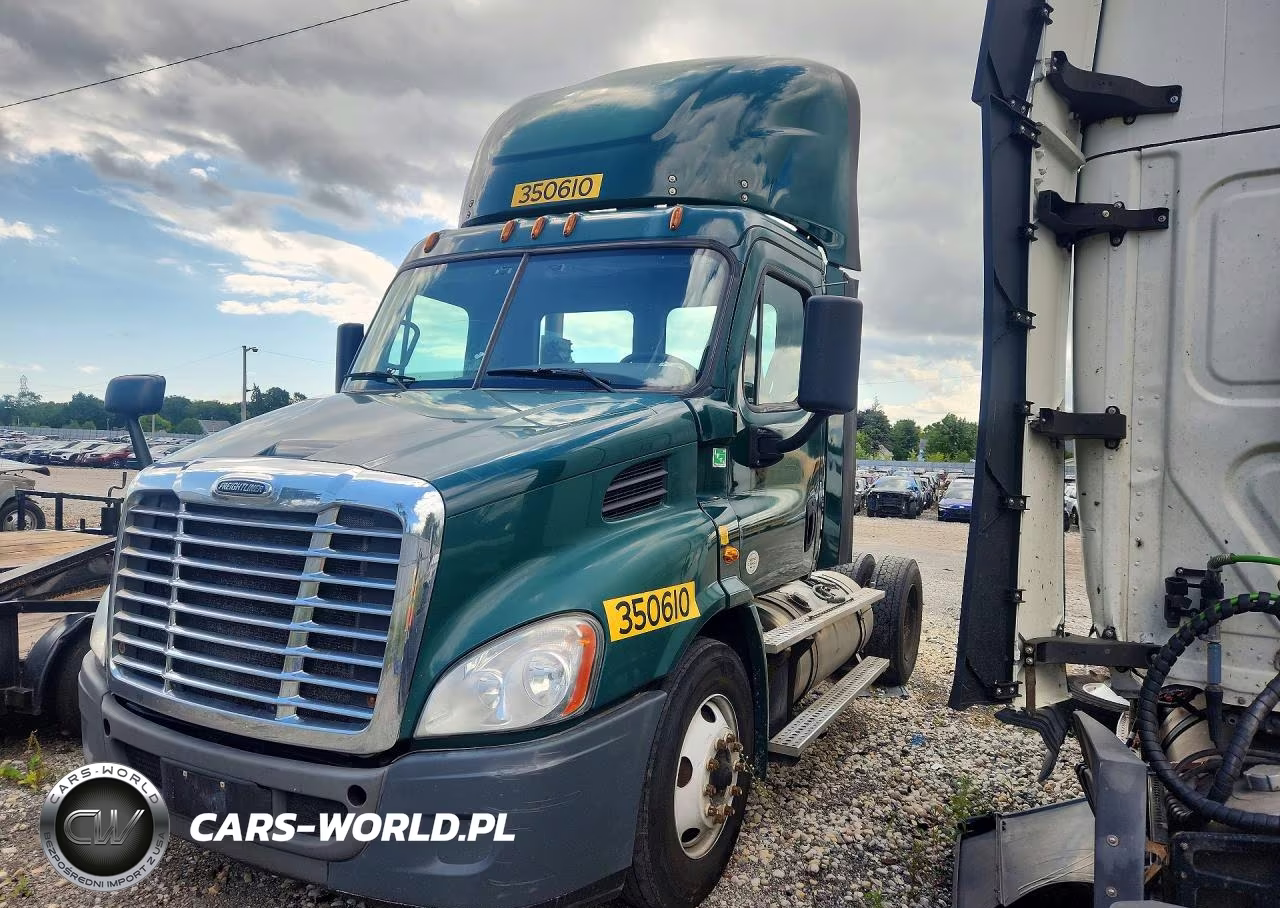 2016 Freightliner Cascadia 113 – zdjęcie 1 z 13