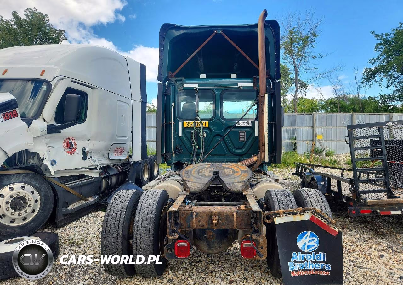 2016 Freightliner Cascadia 113 VIN:3AKBGADV1GDHE0214 - 6