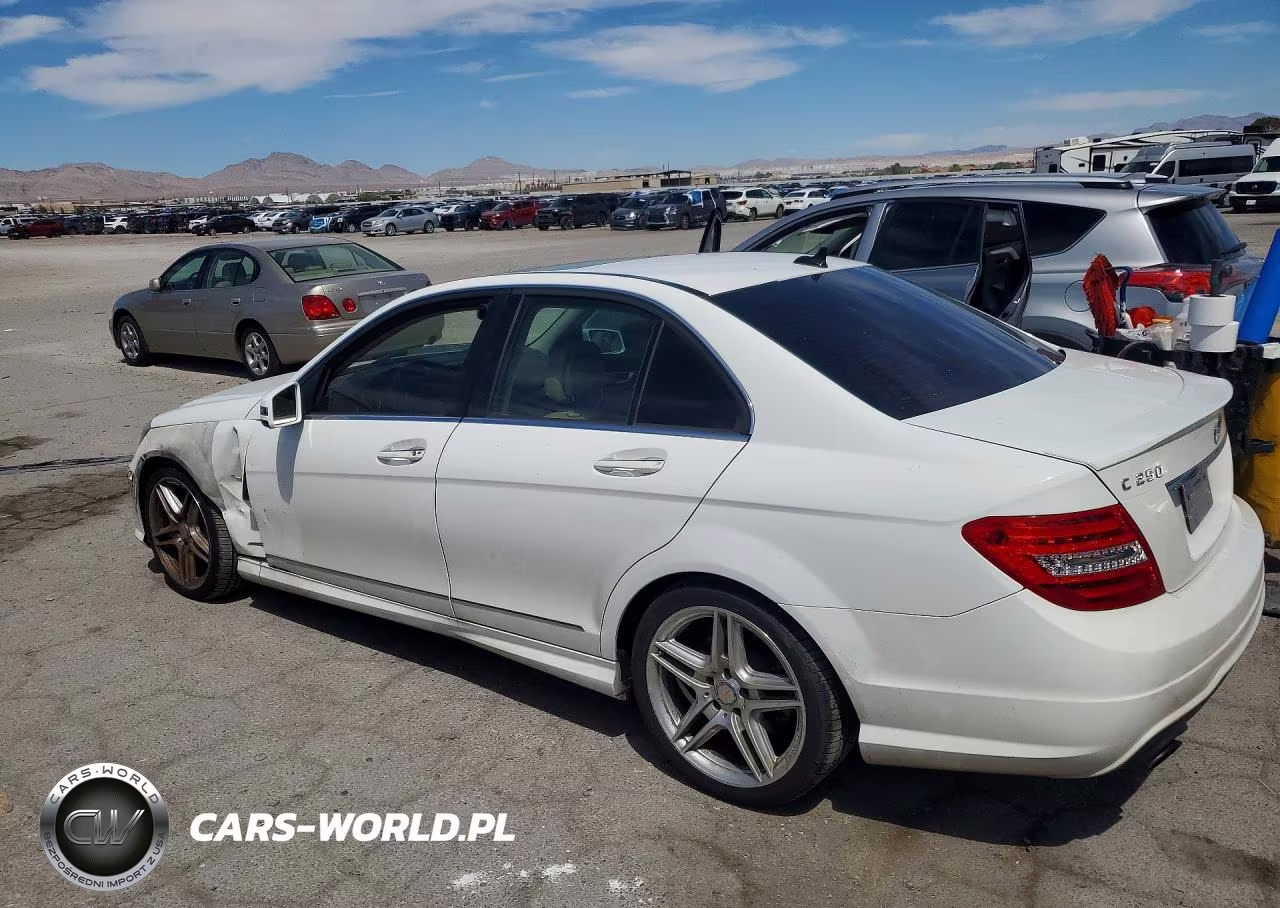 2014 Mercedes-Benz C 250 VIN:WDDGF4HB6EA960358 - 2