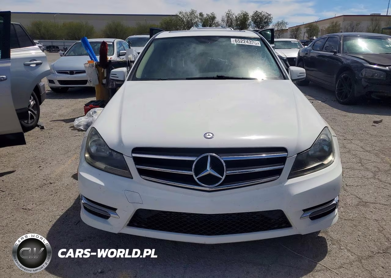 2014 Mercedes-Benz C 250 VIN:WDDGF4HB6EA960358 - 5