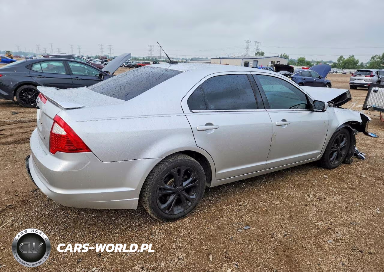 2012 Ford Fusion Se VIN:3FAHP0HA7CR418545 - 3