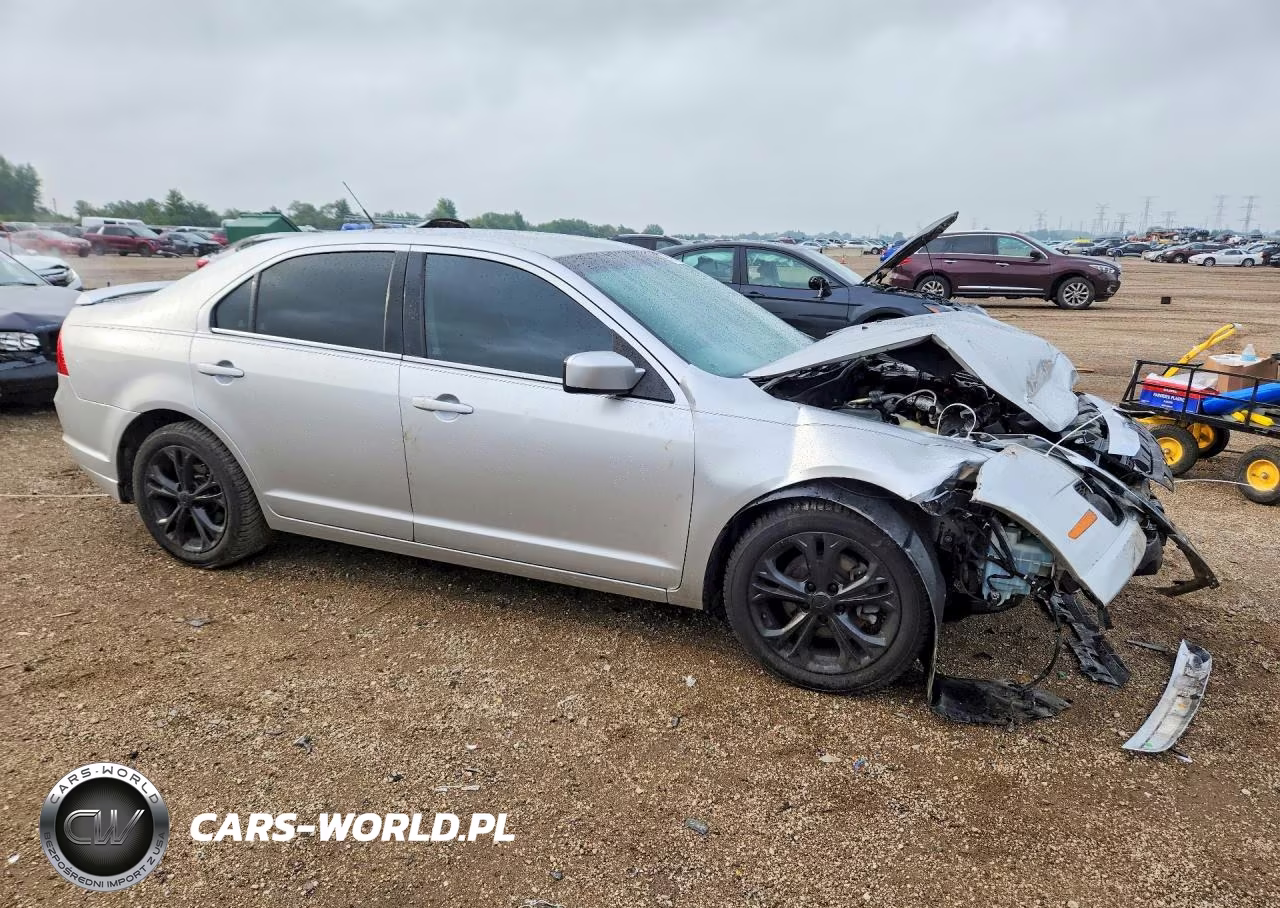 2012 Ford Fusion Se VIN:3FAHP0HA7CR418545 - 4