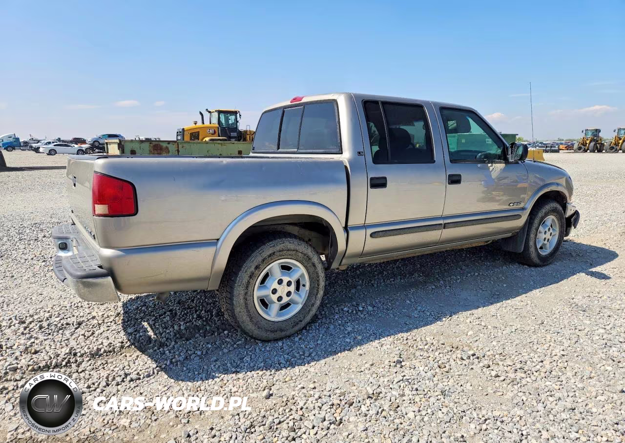 2002 Chevrolet S-10 VIN:1GCDT13W62K139412 - 3