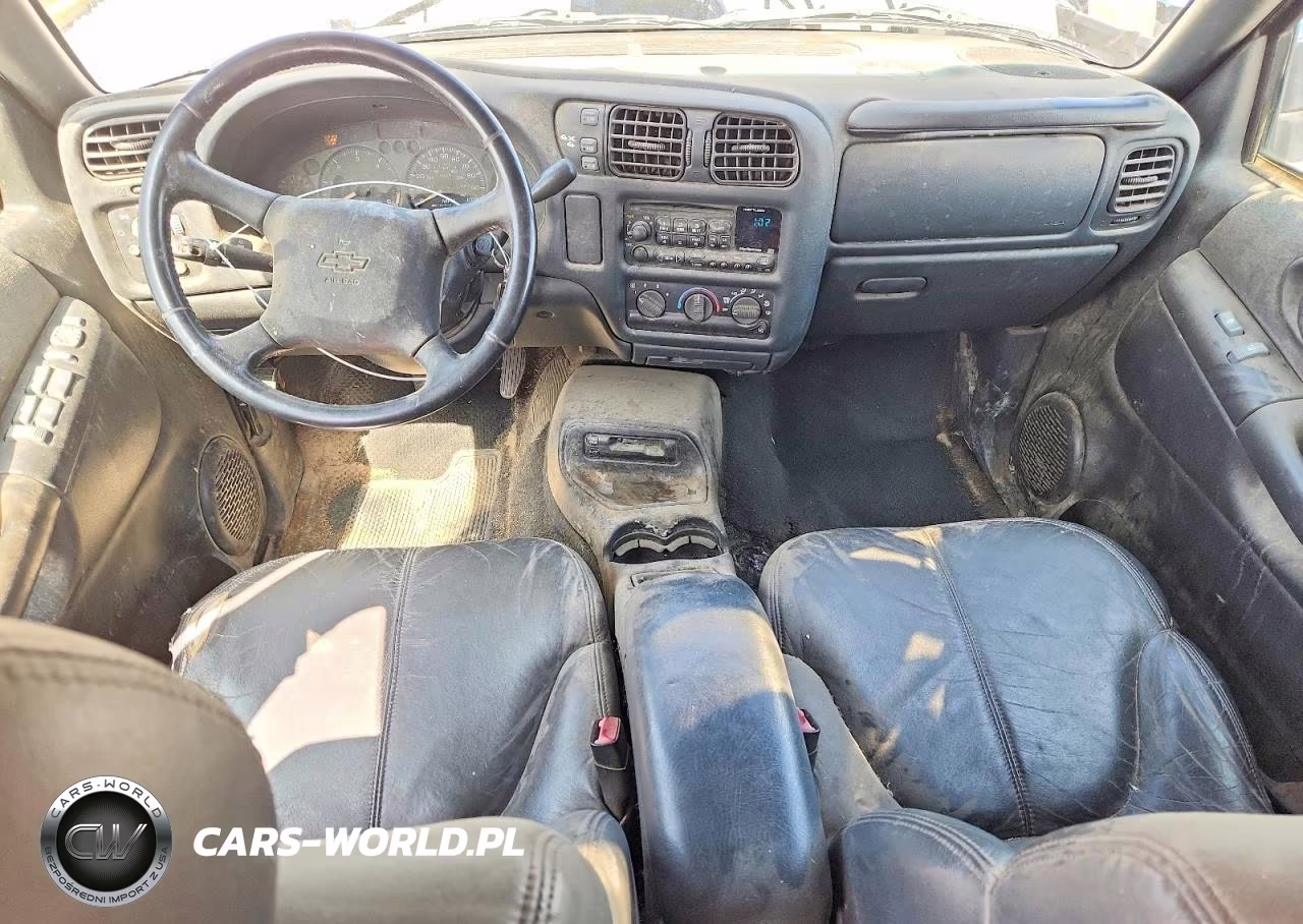 2002 Chevrolet S-10 VIN:1GCDT13W62K139412 - 8