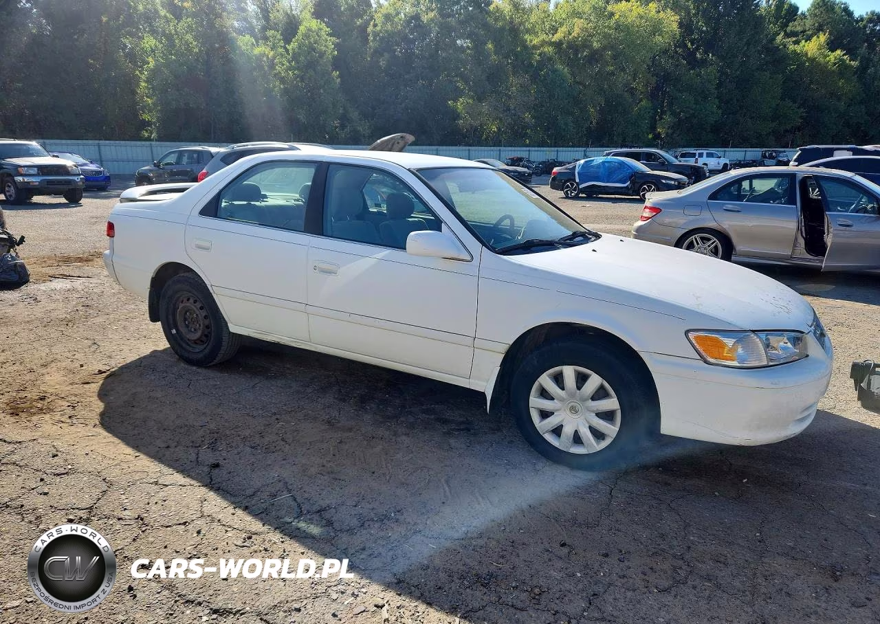 2000 Toyota Camry Le VIN:JT2BG22K2Y0403500 - 4