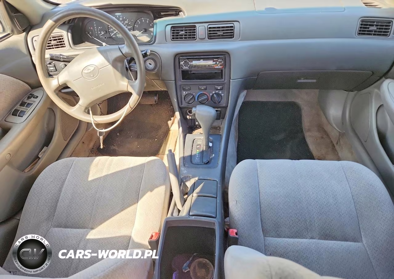 2000 Toyota Camry Le VIN:JT2BG22K2Y0403500 - 8