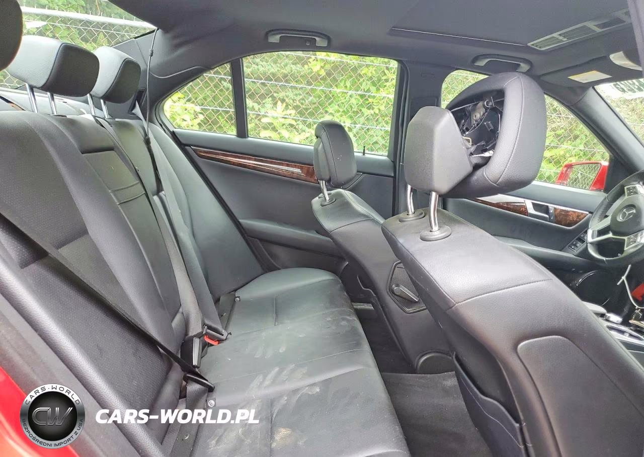 2014 Mercedes-Benz C 250 VIN:WDDGF4HB3EA947163 - 10