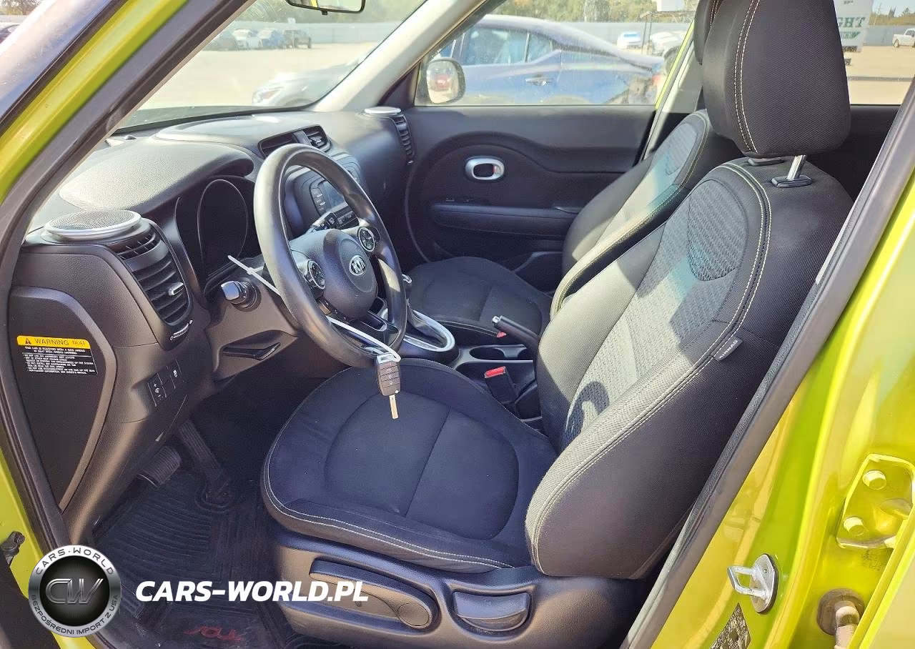 2016 Kia Soul + VIN:KNDJP3A5XG7818512 - 7