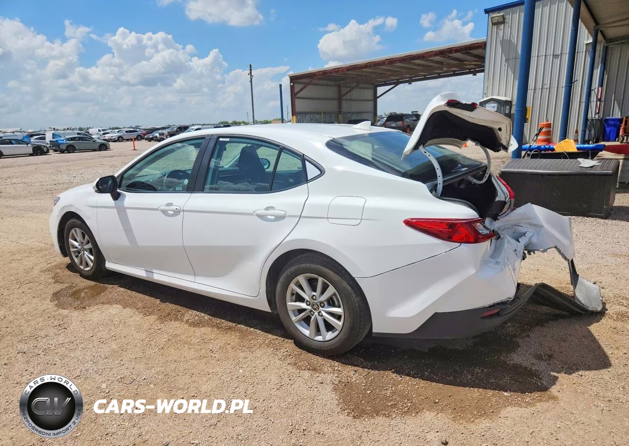 2025 Toyota Camry Le VIN:4T1DAACK5SU097611 - 2