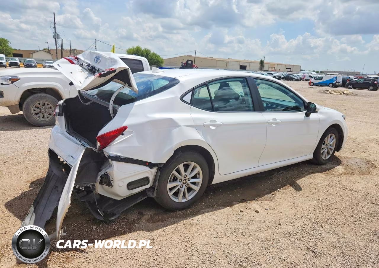 2025 Toyota Camry Le VIN:4T1DAACK5SU097611 - 3