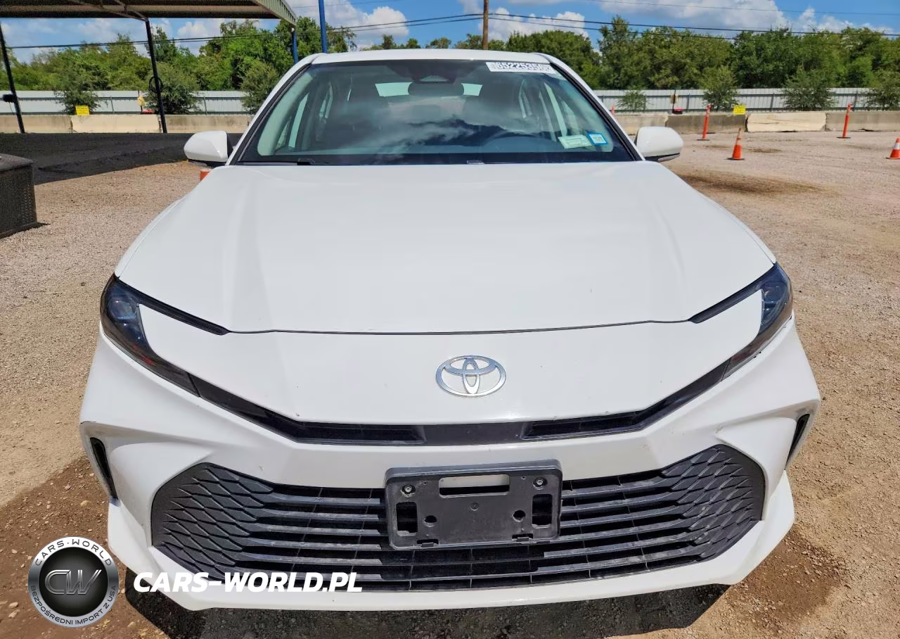 2025 Toyota Camry Le VIN:4T1DAACK5SU097611 - 5