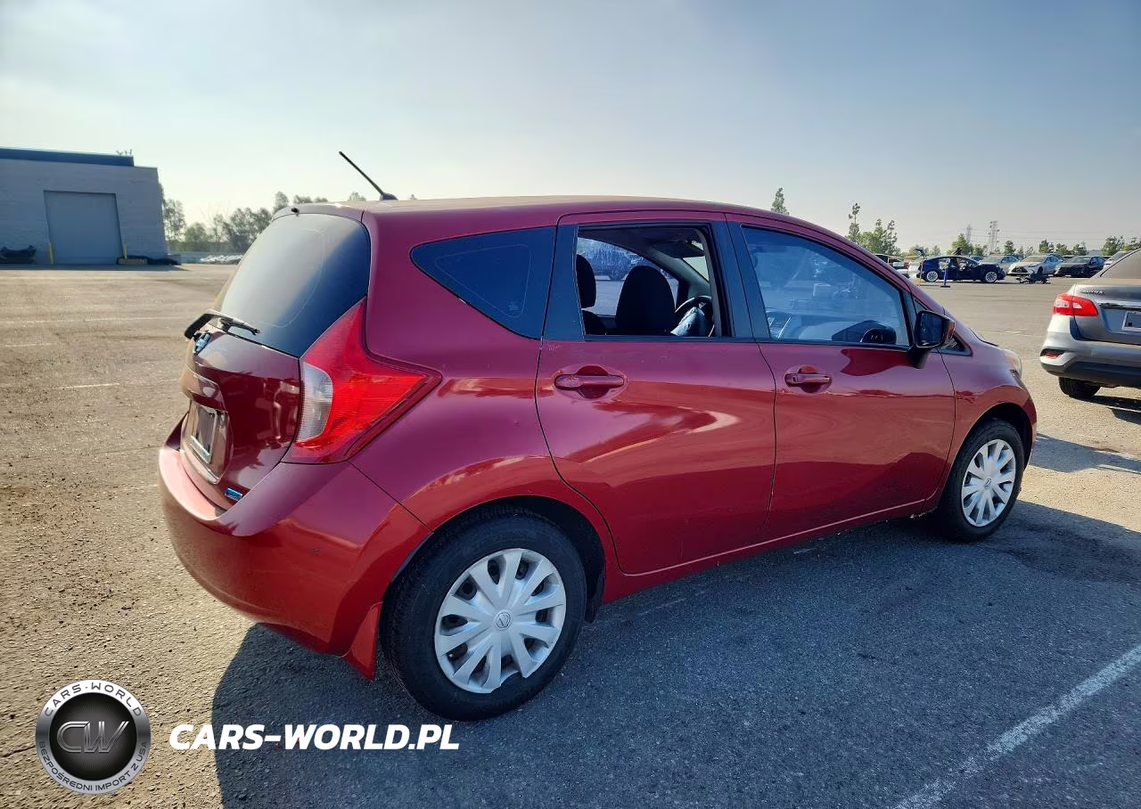 2015 Nissan Versa Note S Plus VIN:3N1CE2CP3FL387337 - 3