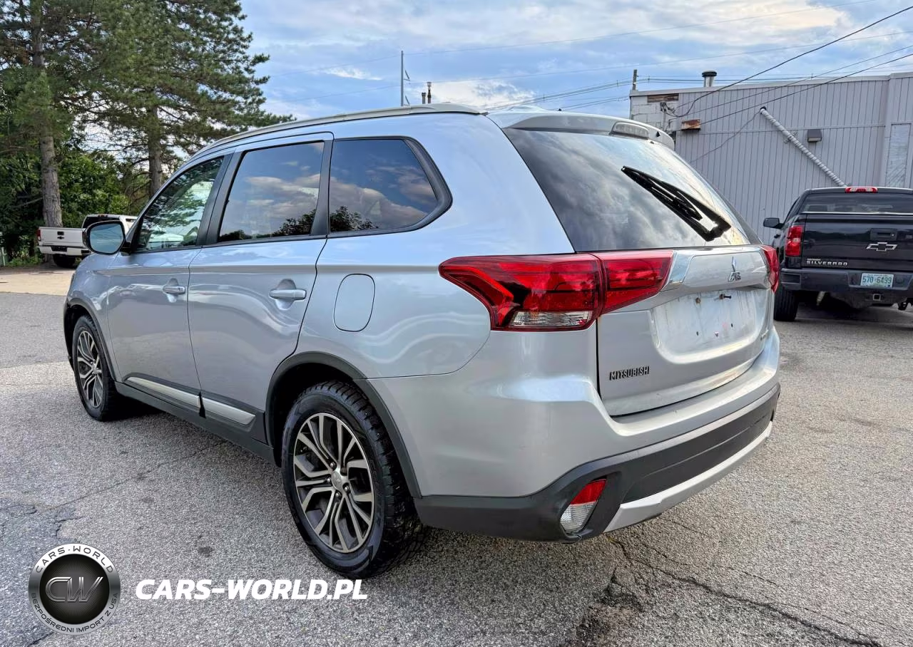 2016 Mitsubishi Outlander Se VIN:JA4AZ3A32GZ018262 - 3