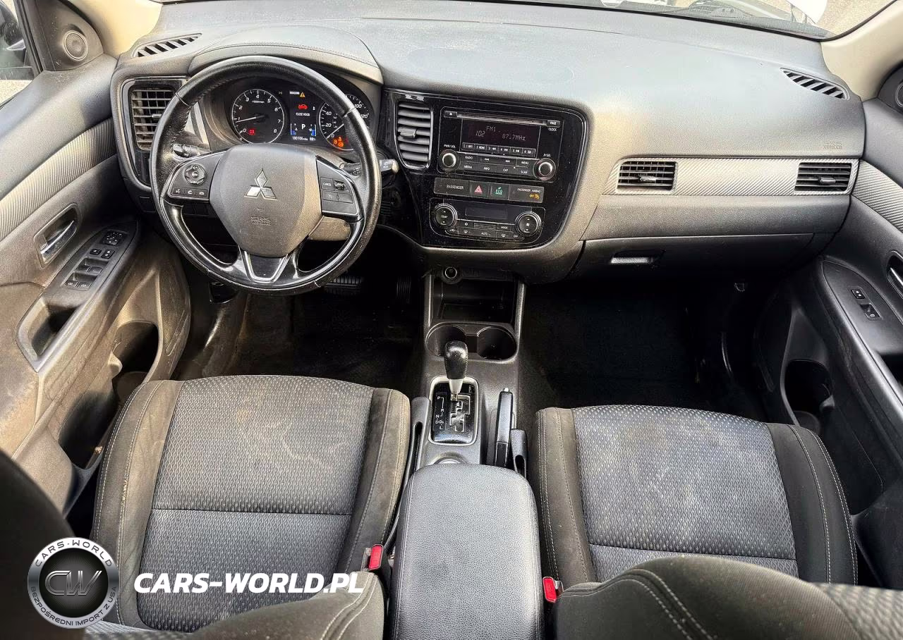 2016 Mitsubishi Outlander Se VIN:JA4AZ3A32GZ018262 - 9