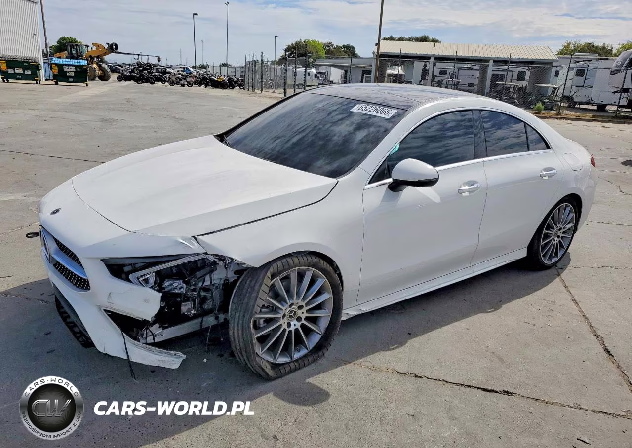 2022 Mercedes-Benz Cla 250 – zdjęcie 1 z 12