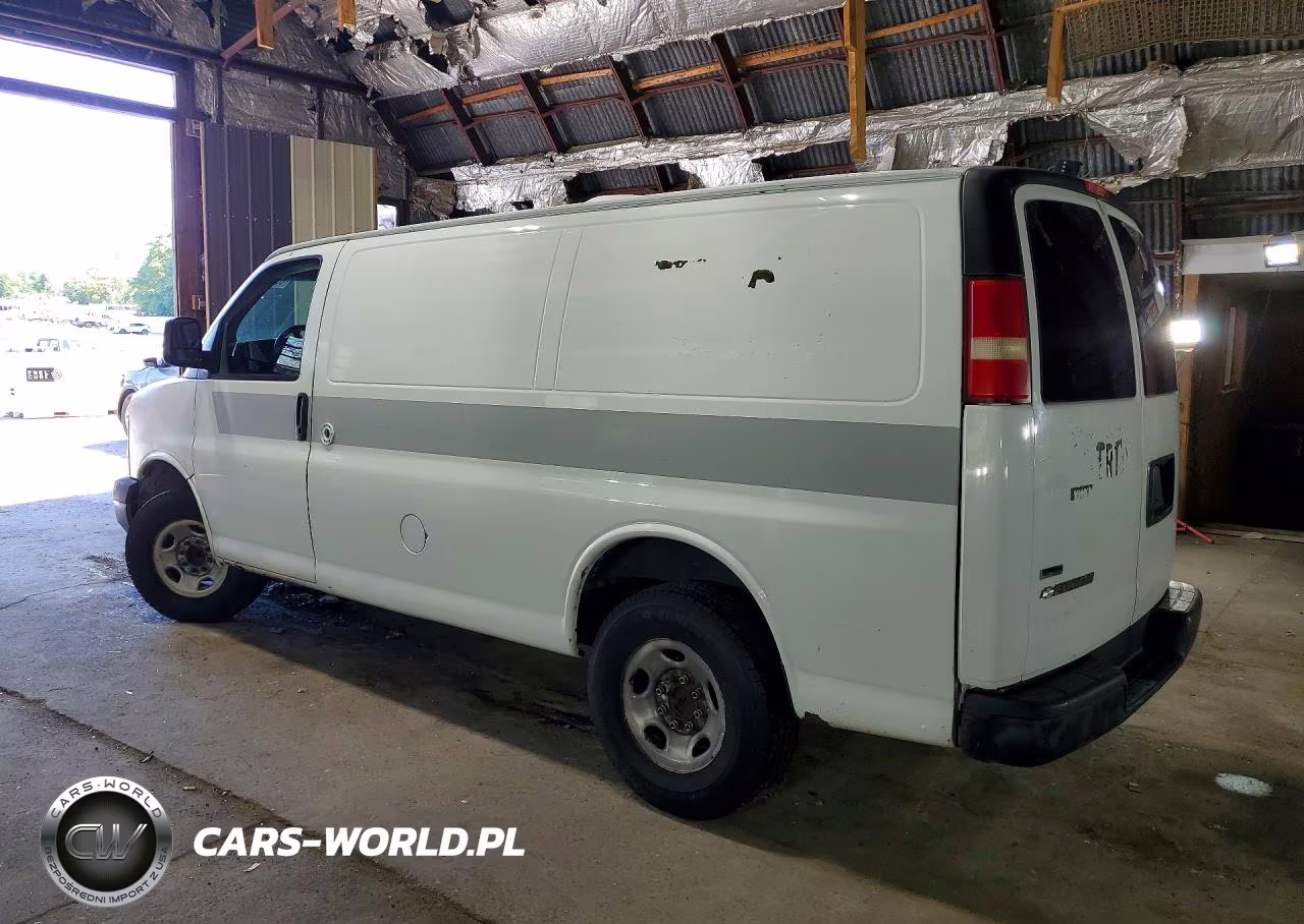 2011 Chevrolet Express G2500 VIN:1GCWGFCA4B1128915 - 2