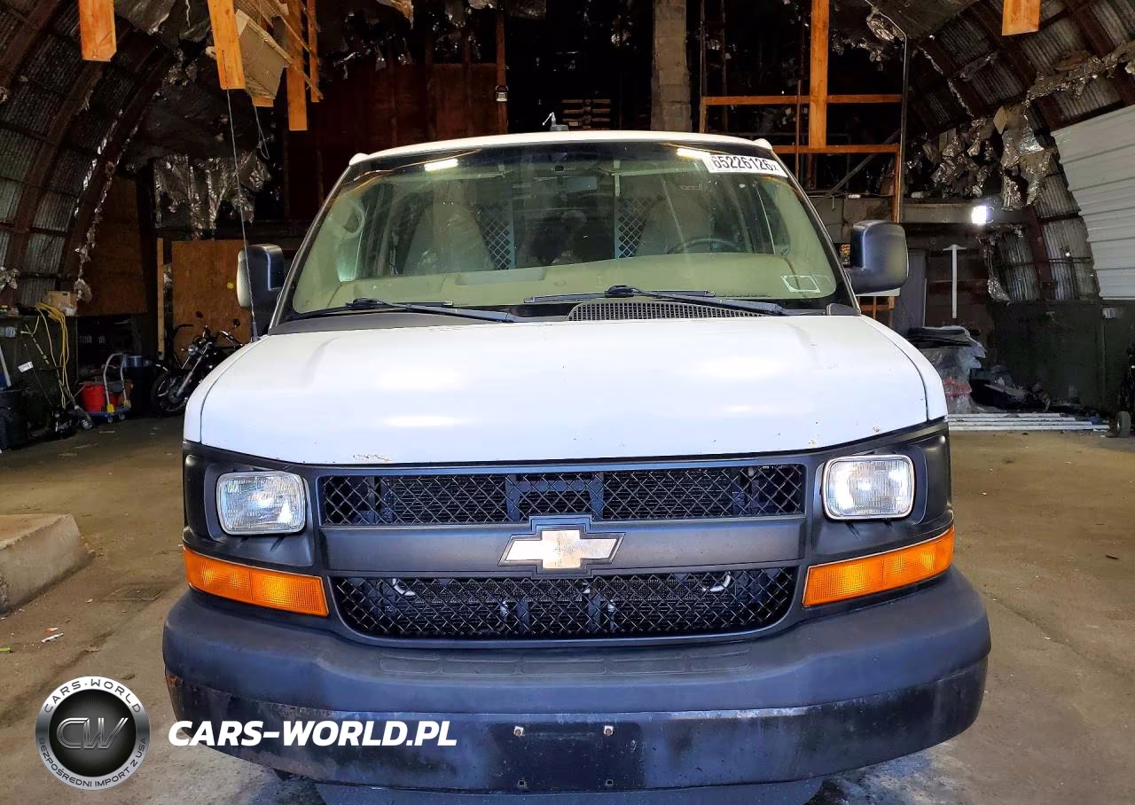 2011 Chevrolet Express G2500 VIN:1GCWGFCA4B1128915 - 5