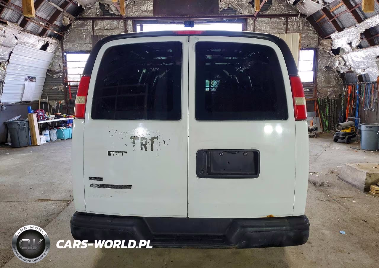 2011 Chevrolet Express G2500 VIN:1GCWGFCA4B1128915 - 6