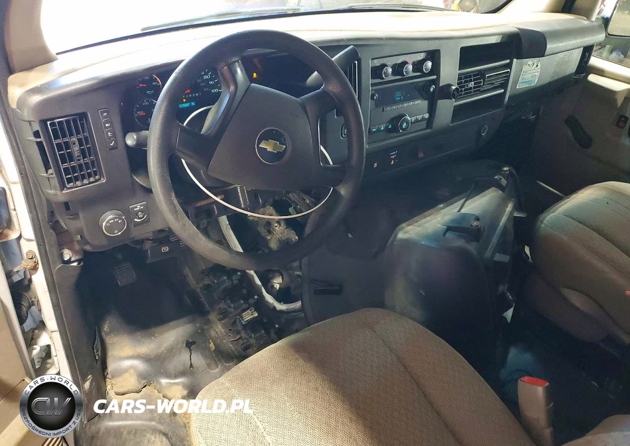 2011 Chevrolet Express G2500 VIN:1GCWGFCA4B1128915 - 8
