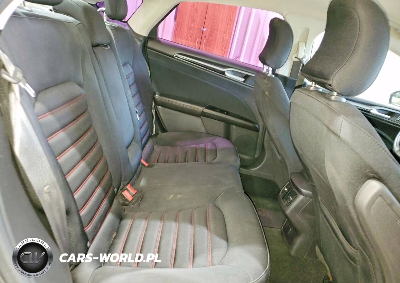 2015 Ford Fusion Se VIN:1FA6P0HDXF5113288 - 10