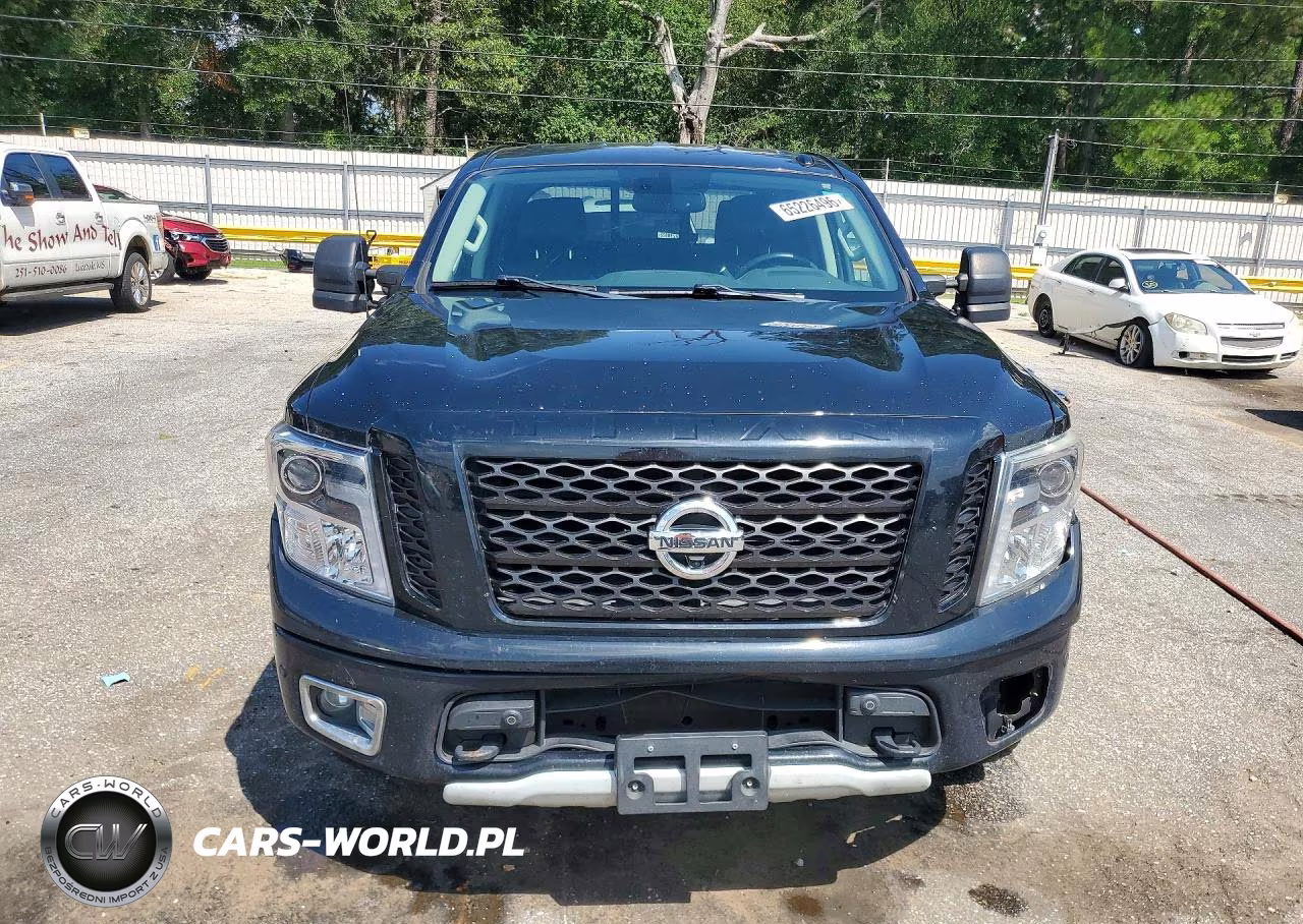 2018 Nissan Titan Pro-4X VIN:1N6AA1E5XJN511924 - 5