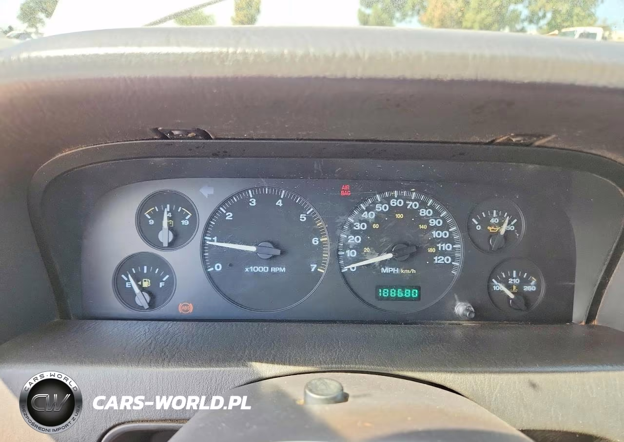 1999 Jeep Grand Cherokee Laredo VIN:1J4G258S5XC758057 - 9
