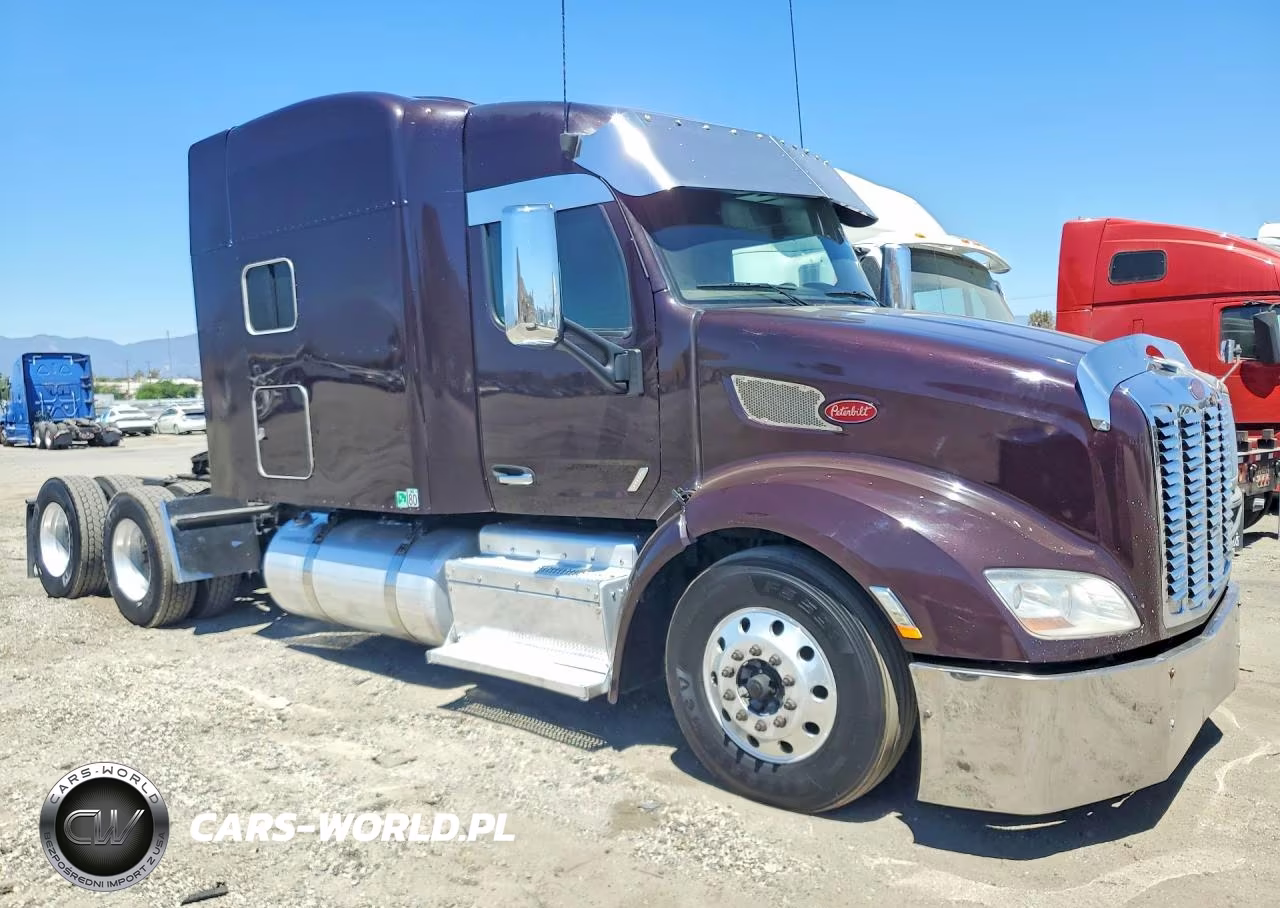 2015 Peterbilt 579 VIN:1XPBD49X9FD260059 - 4