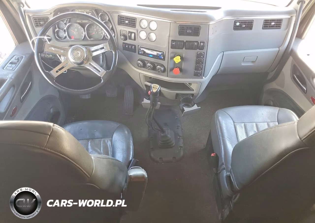2015 Peterbilt 579 VIN:1XPBD49X9FD260059 - 8