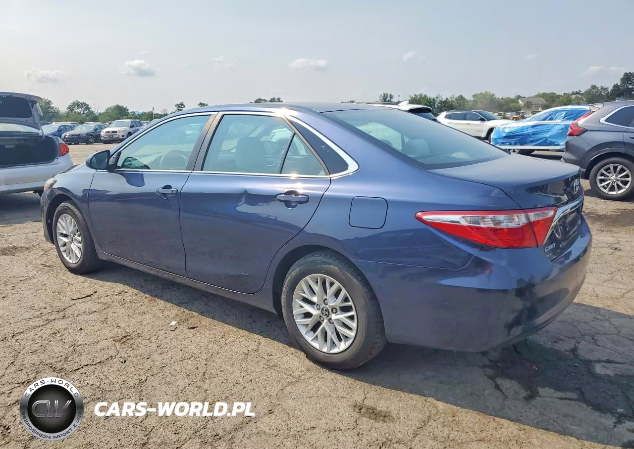 2016 Toyota Camry Le VIN:4T4BF1FK2GR571810 - 2
