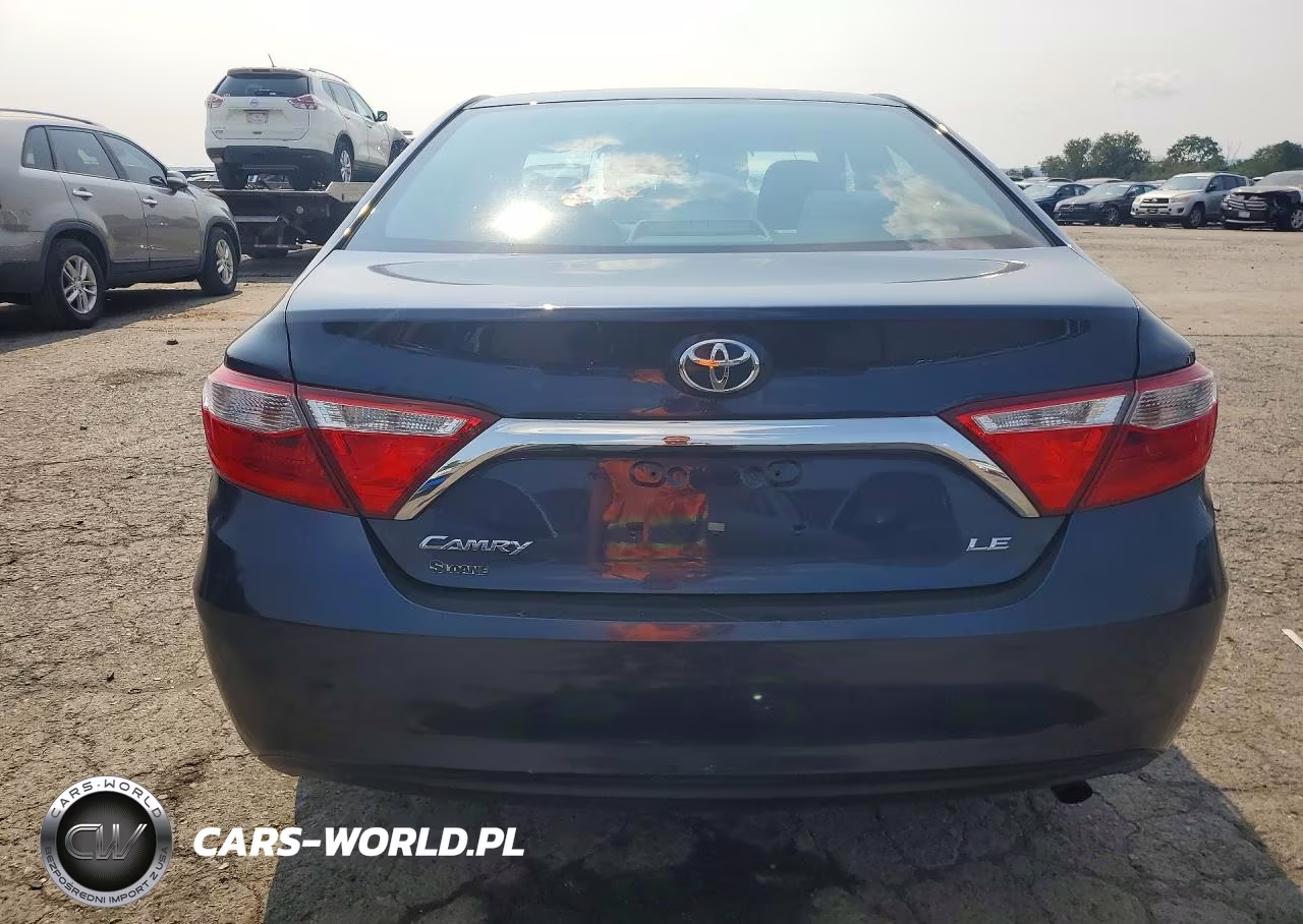 2016 Toyota Camry Le VIN:4T4BF1FK2GR571810 - 6