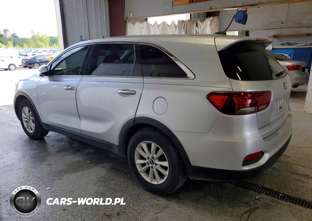 2019 Kia Sorento L VIN:5XYPG4A35KG479409 - 2