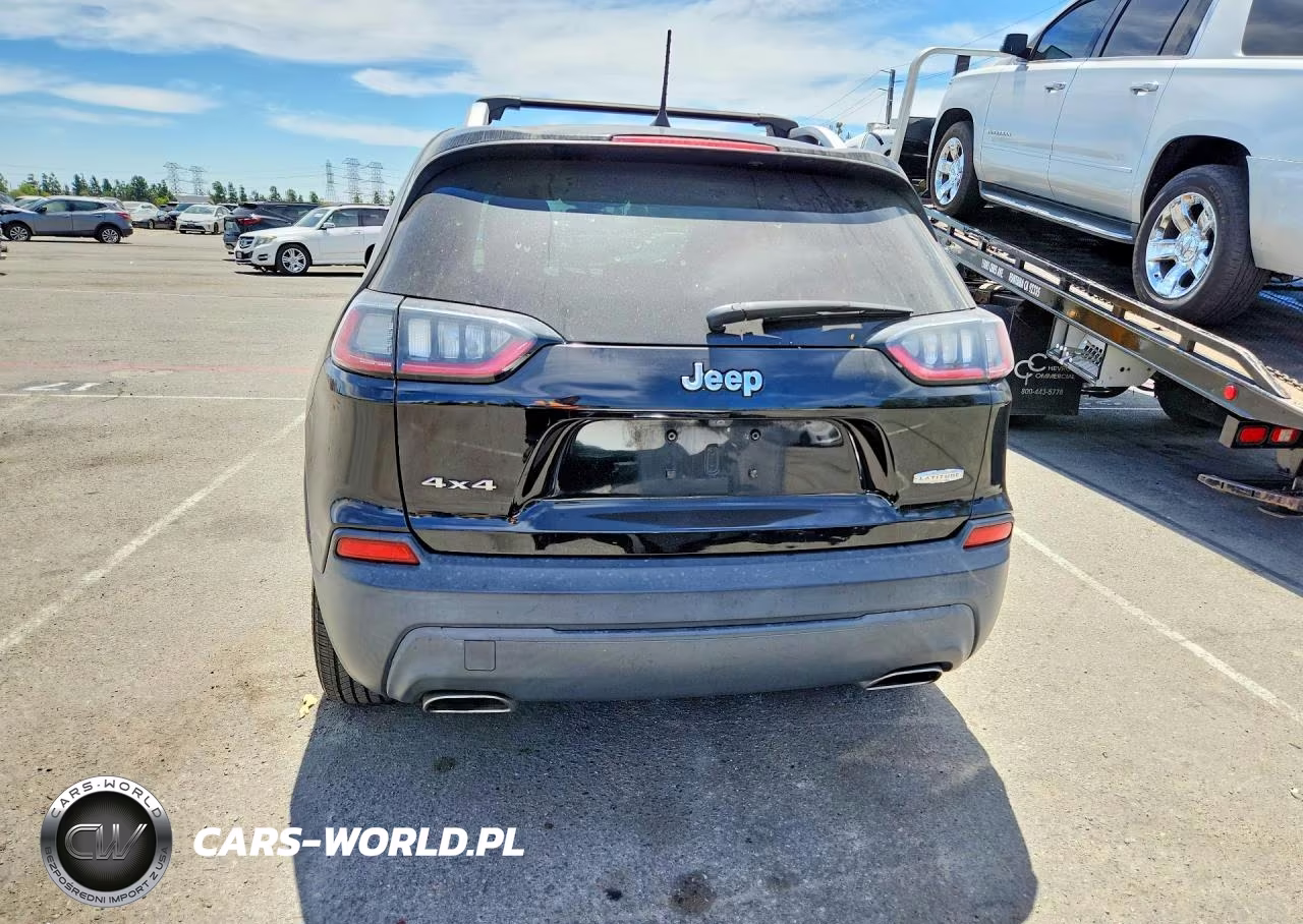 2019 Jeep Cherokee Latitude VIN:1C4PJMCX8KD218954 - 6