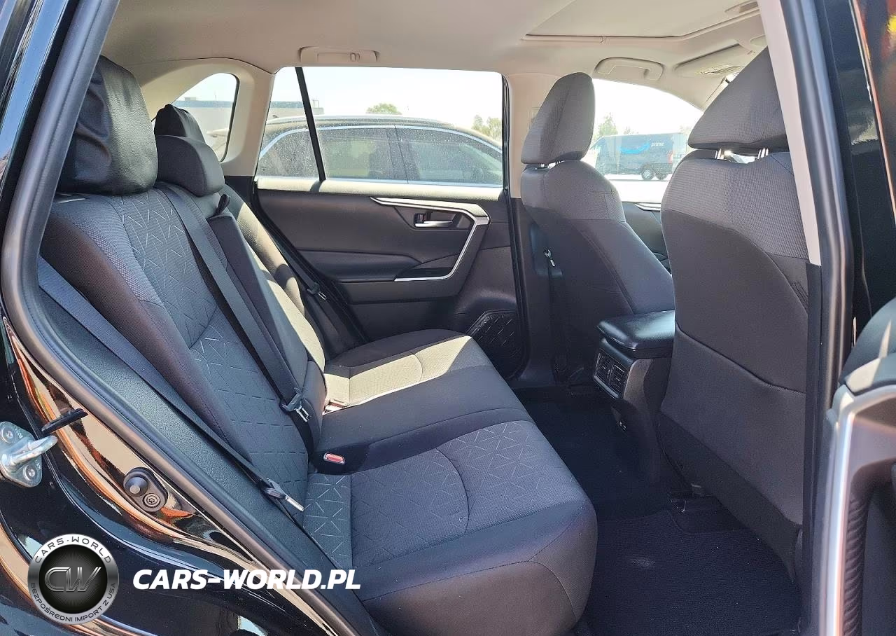 2020 Toyota Rav4 Xle VIN:2T3W1RFV2LW082411 - 10
