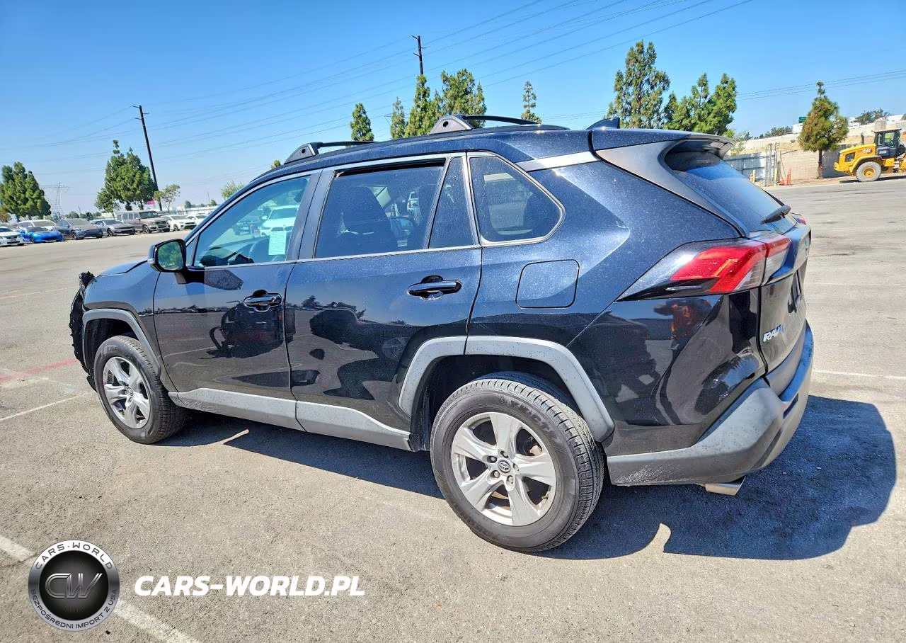 2020 Toyota Rav4 Xle VIN:2T3W1RFV2LW082411 - 2