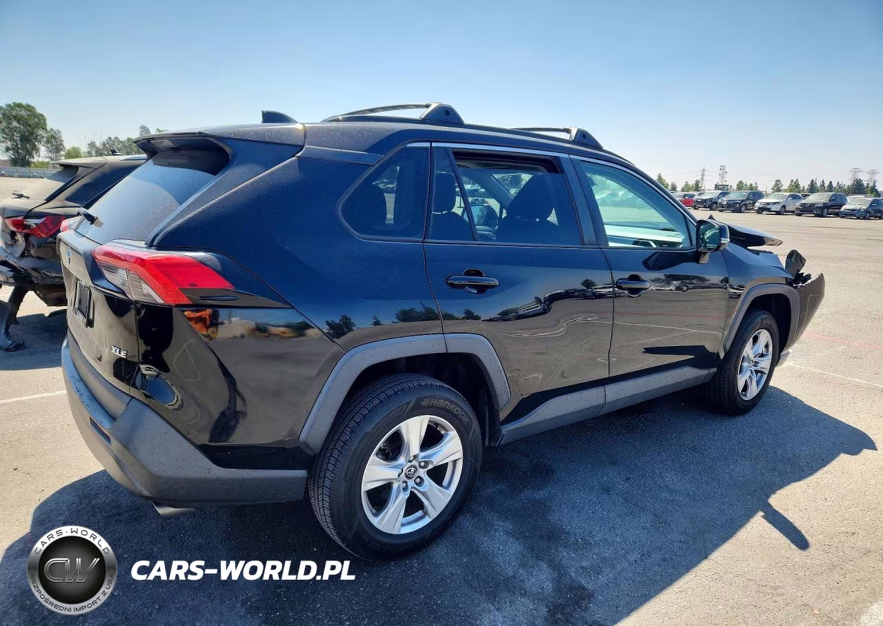 2020 Toyota Rav4 Xle VIN:2T3W1RFV2LW082411 - 3