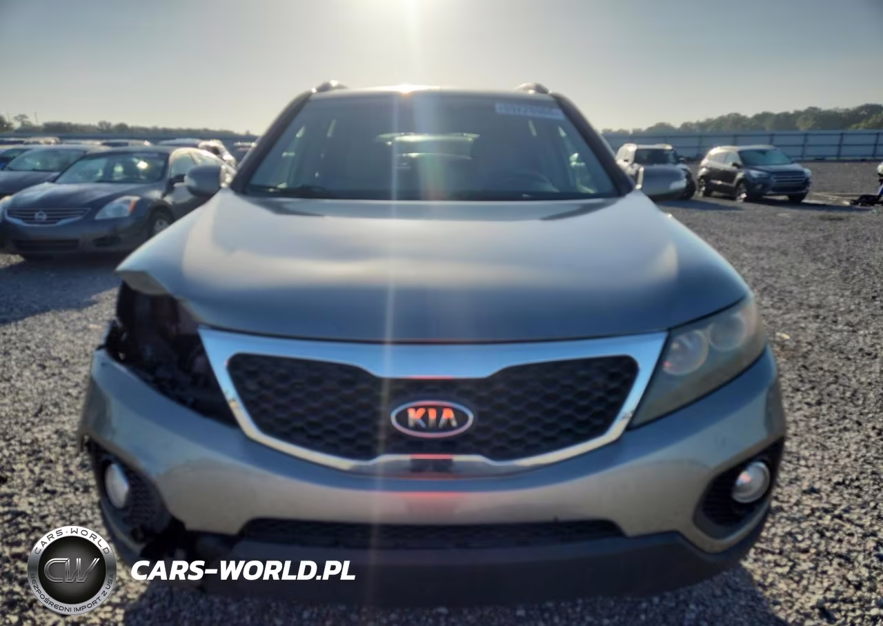 2011 Kia Sorento Lx VIN:5XYKT3A13BG111728 - 5