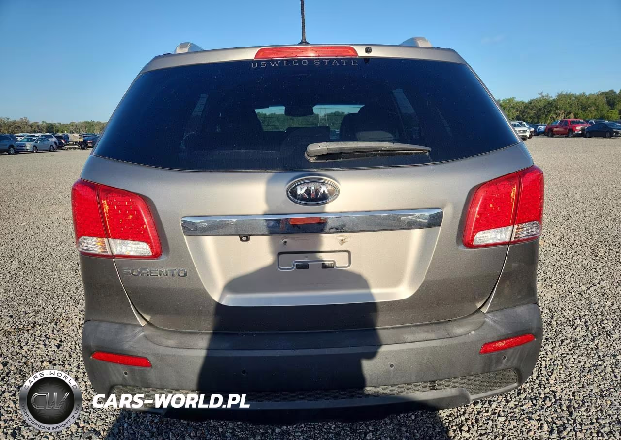 2011 Kia Sorento Lx VIN:5XYKT3A13BG111728 - 6