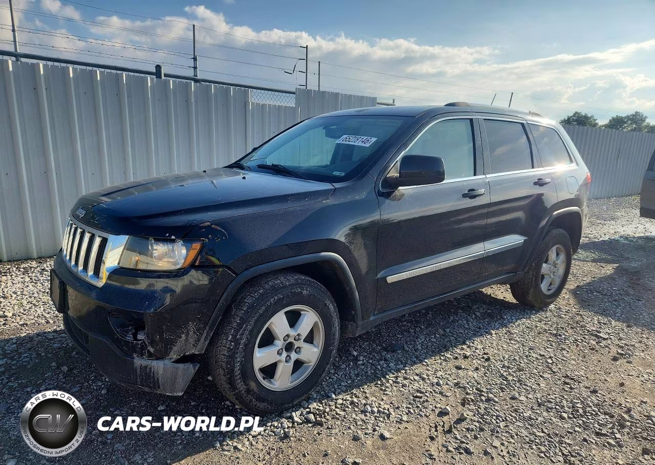 2013 Jeep Grand Cherokee Laredo – zdjęcie 1 z 13