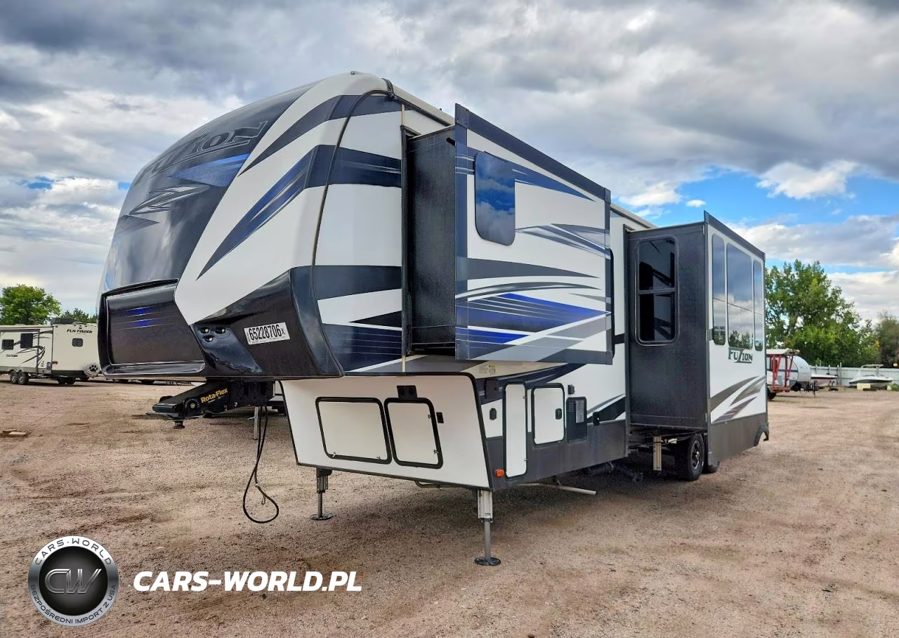 2018 Keystone Fuzion Camper VIN:4YDF38421JF811006 - 2