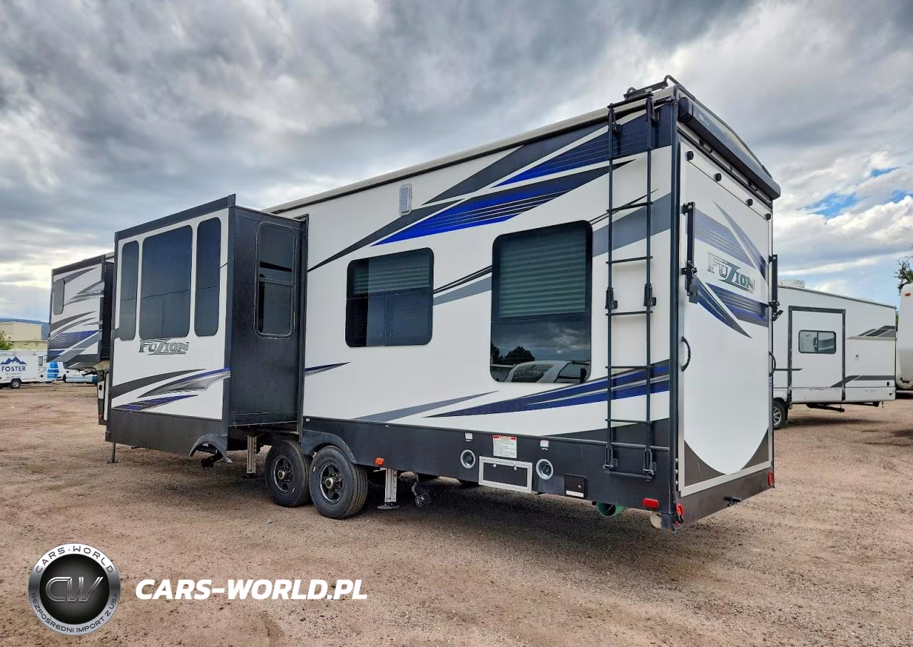 2018 Keystone Fuzion Camper VIN:4YDF38421JF811006 - 3