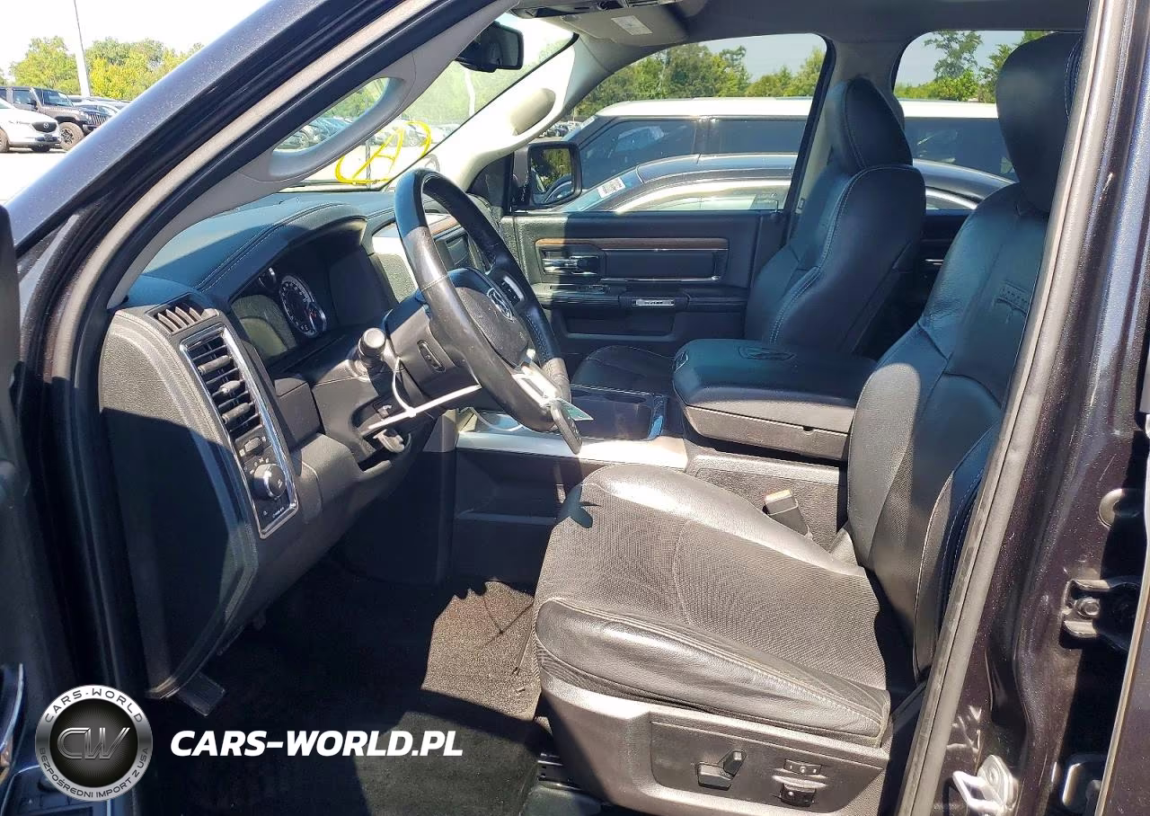 2016 Ram 1500 Laramie VIN:1C6RR7NT4GS171946 - 7