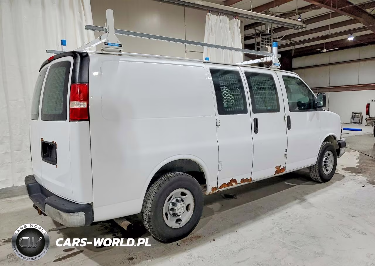 2016 Chevrolet Express G2500 VIN:1GCWGAFF5G1268876 - 3