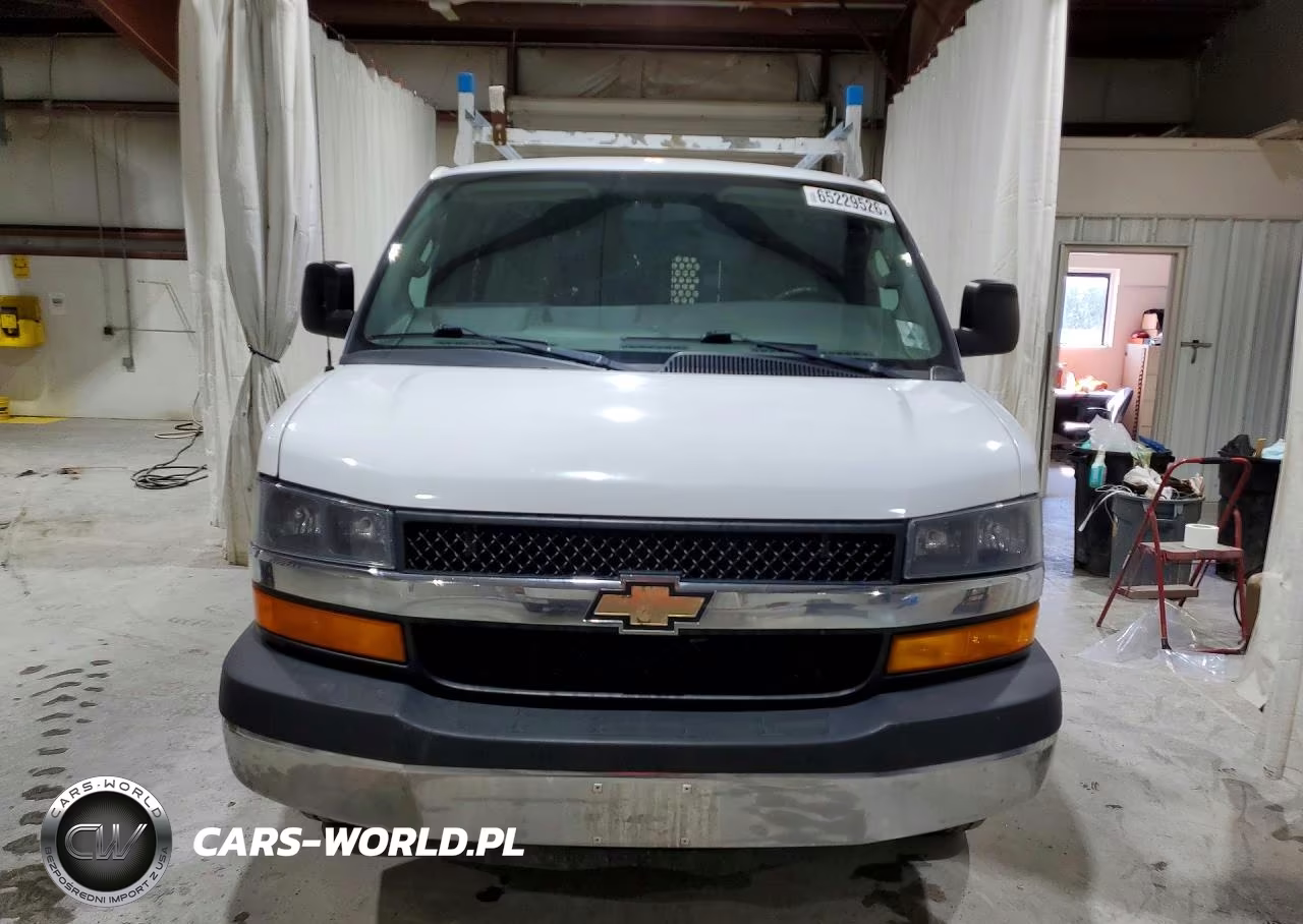 2016 Chevrolet Express G2500 VIN:1GCWGAFF5G1268876 - 5