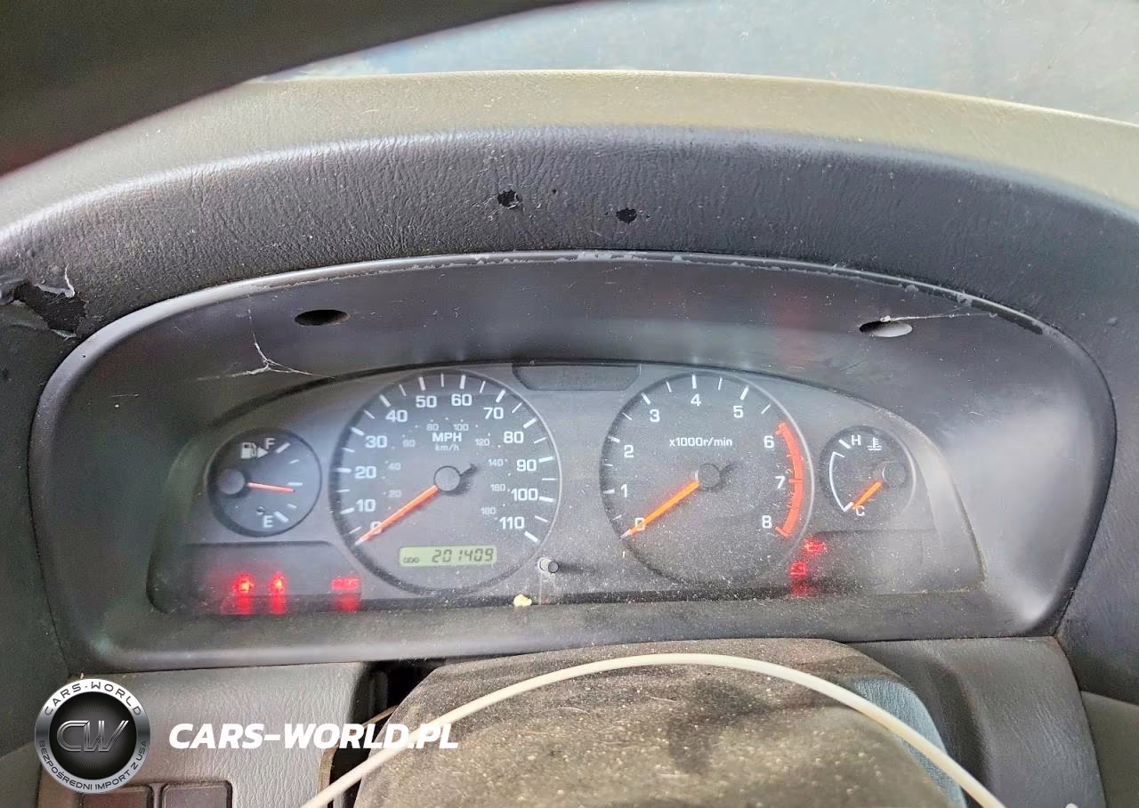 2001 Nissan Frontier Xe VIN:1N6ED27T01C373963 - 9
