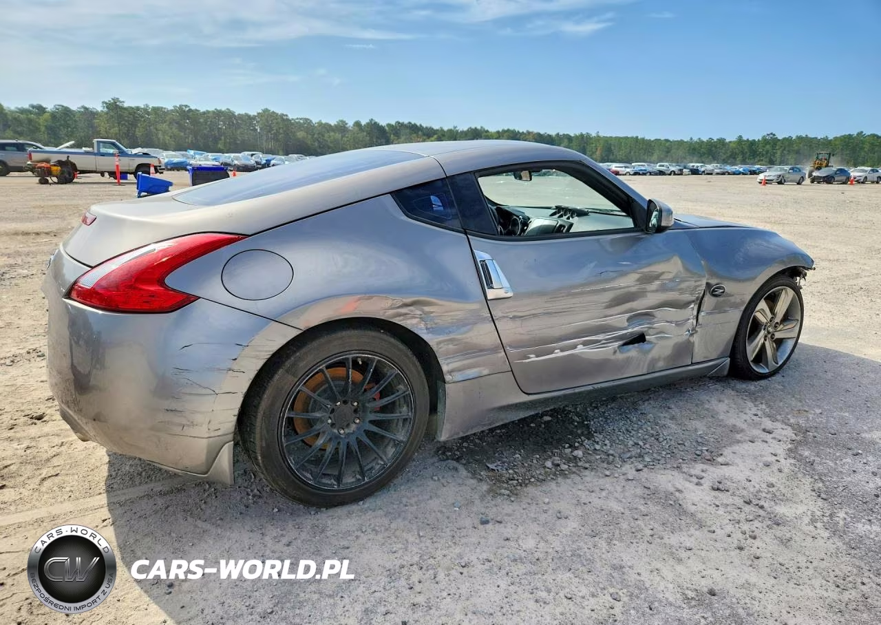 2009 Nissan 370Z Base VIN:JN1AZ44E99M406679 - 3