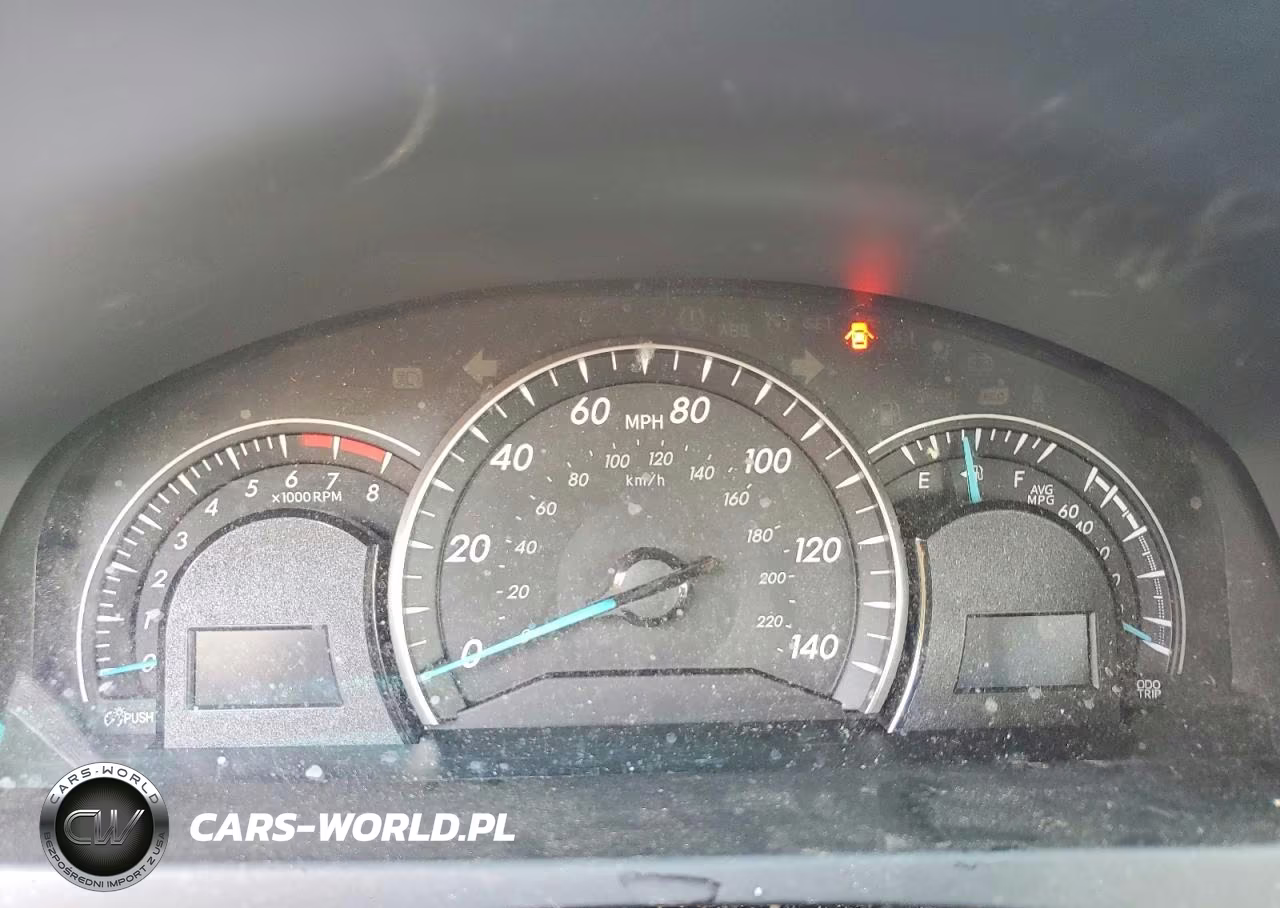 2014 Toyota Camry Le VIN:4T4BF1FKXER402986 - 9