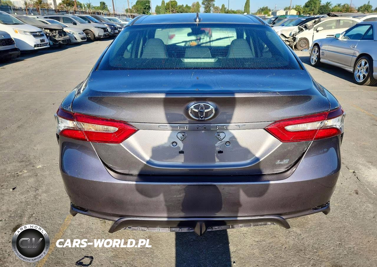 2019 Toyota Camry Le VIN:4T1B11HK1KU708900 - 6