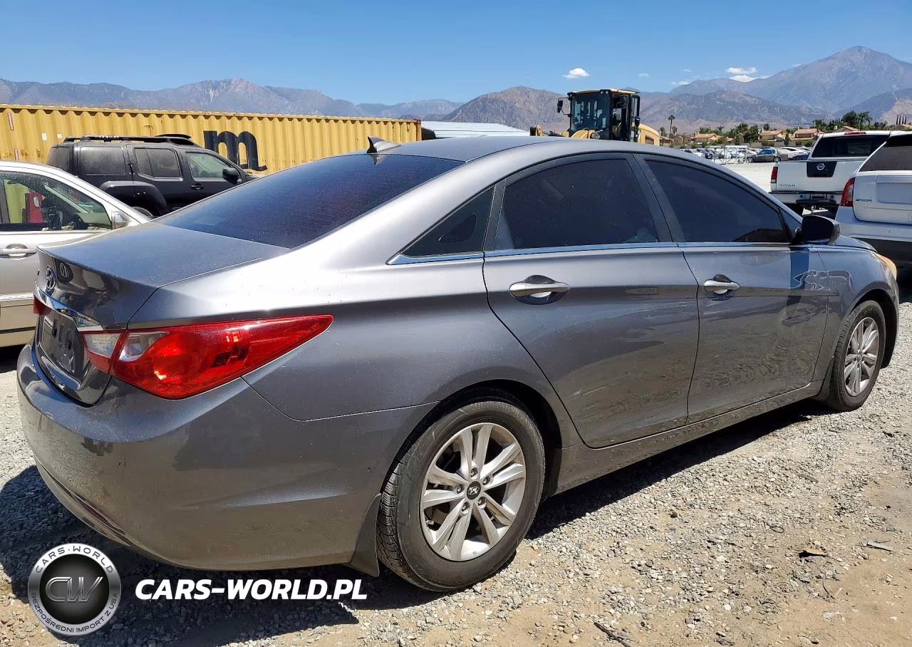2012 Hyundai Sonata Gls VIN:5NPEB4AC4CH414972 - 3